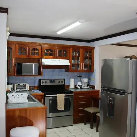 Family 2Bd Apt Near Quepos/Manuel Antonio Exterior photo
