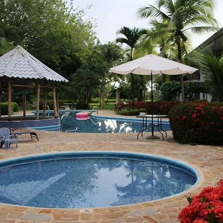 Family 2Bd Apt Near Quepos/Manuel Antonio Exterior photo